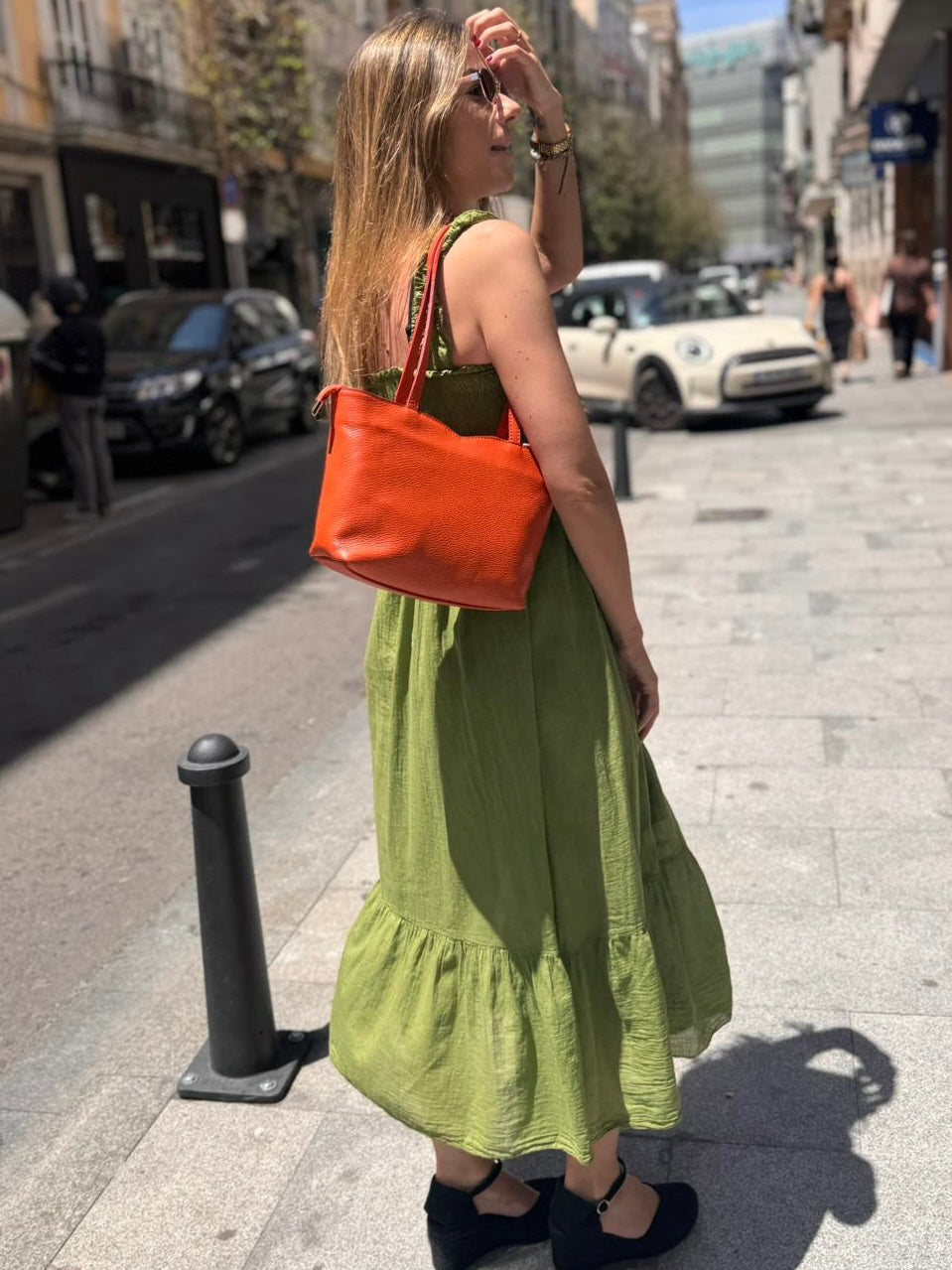 VESTIDO LISO NIDO DE ABEJA