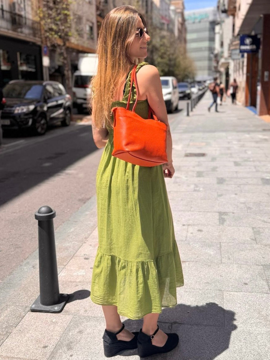 VESTIDO LISO NIDO DE ABEJA